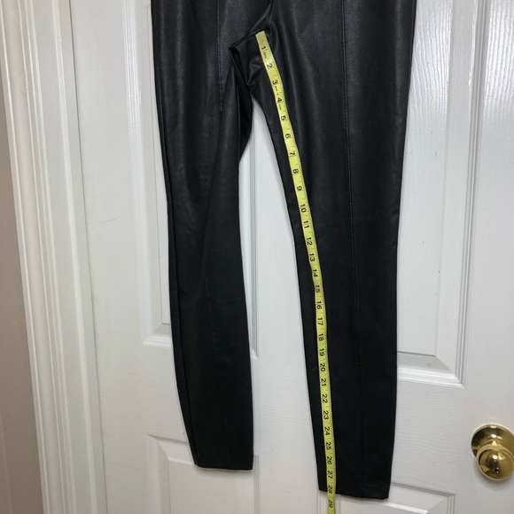 Old Navy High-Waisted Stevie Faux-Leather Skinny Black Versatile Pants M - Picture 14 of 16